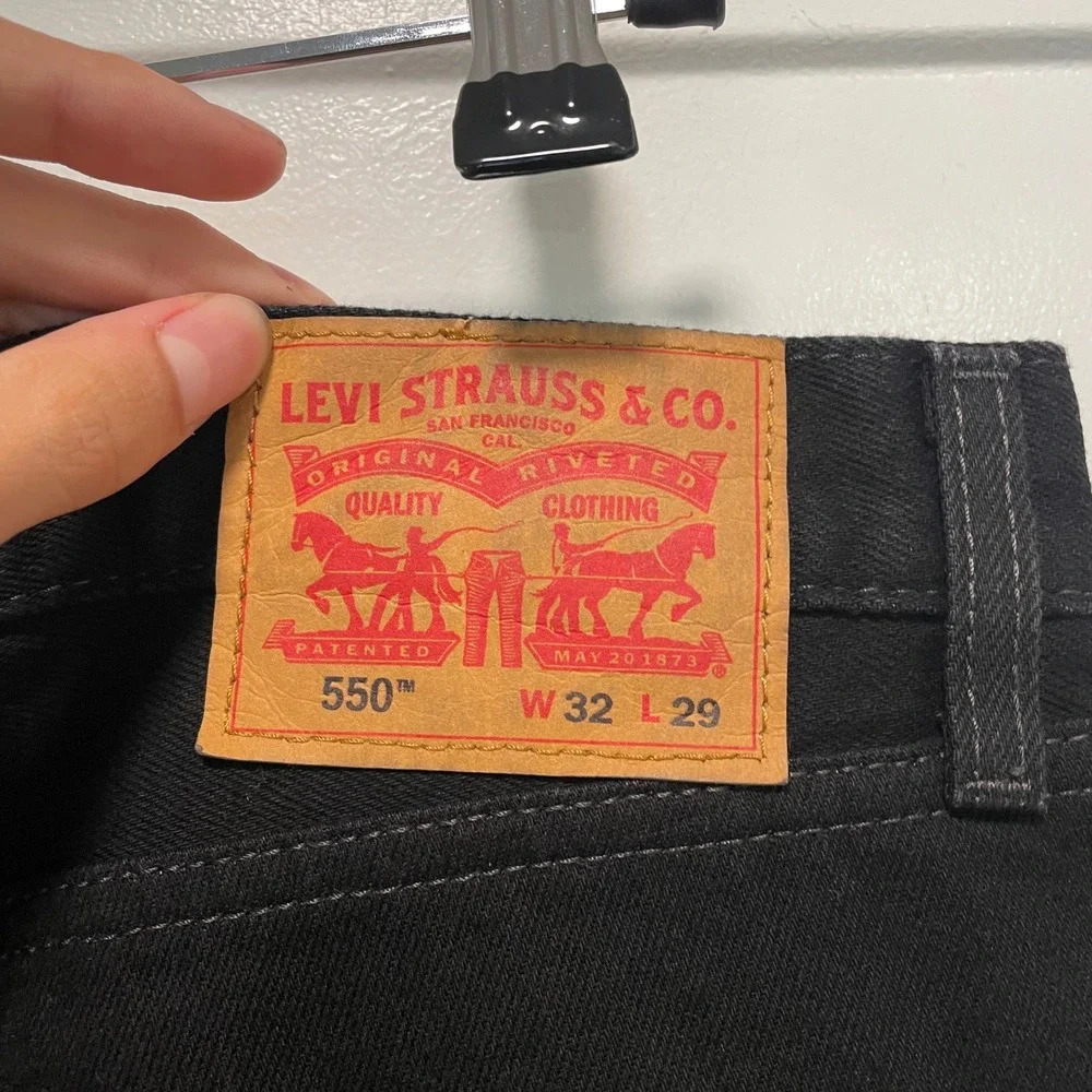 Levis levi 550